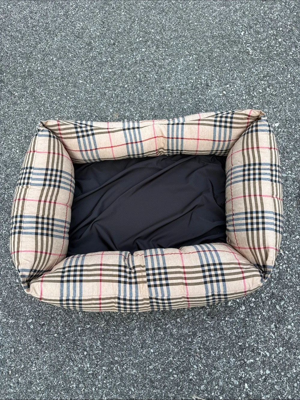 LIMITED EDITION PLUSH ORGANIC COTTON DOG BED